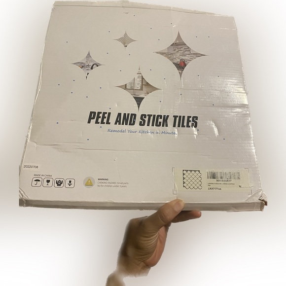 12 in. x 12 in.Peel and Stick Tile, Stick on Backsplash for Kitchen and Bathroom - Picture 6 of 7